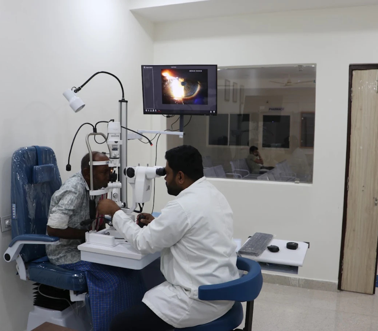 Trinetra Eye Care Specialists